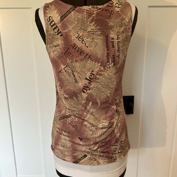 2 piece Tank top and belted over jacket “nothing matches” newspaper print fabric - Picture 12 of 17